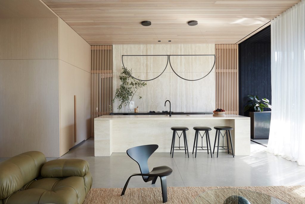 Transforming a dark, inter-war heritage bungalow into a light-filled family home evoking a theme of Tropical Minimalism - Hinekawa House (Paperbark), Bondi.